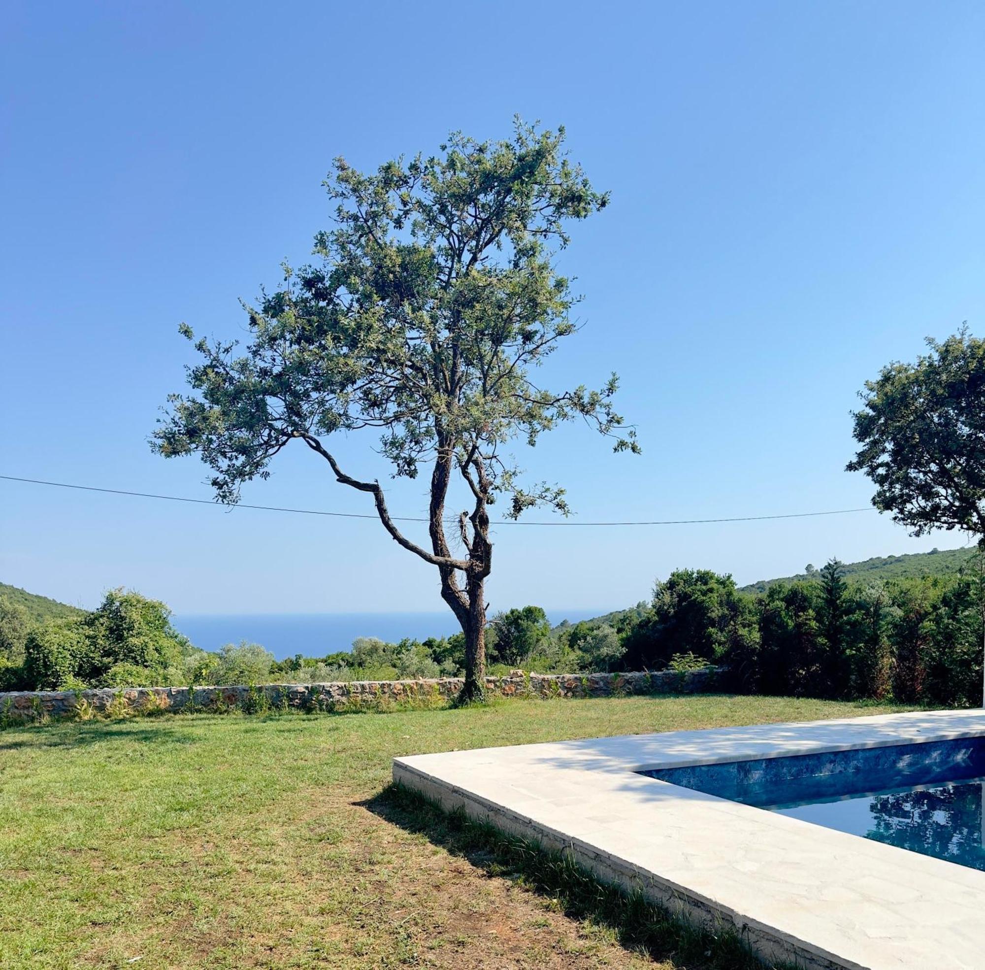Lucesole Villa