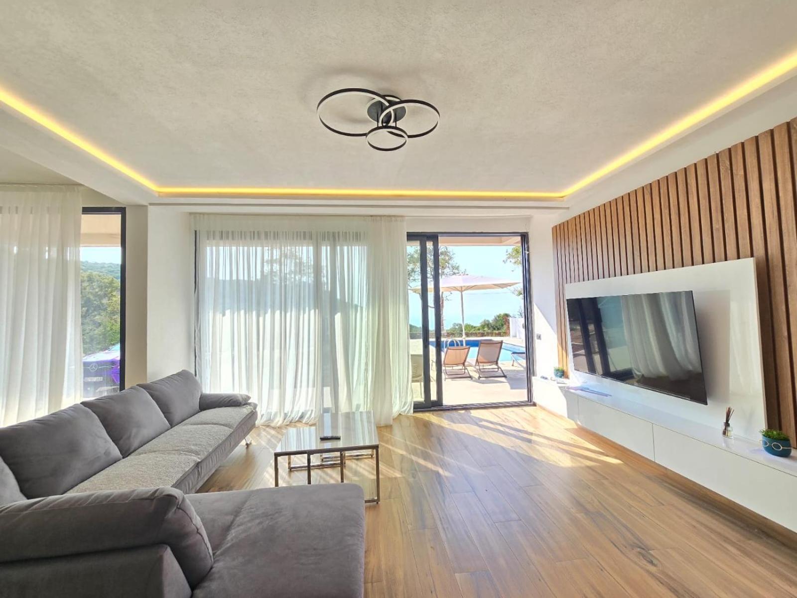 Lucesole Villa