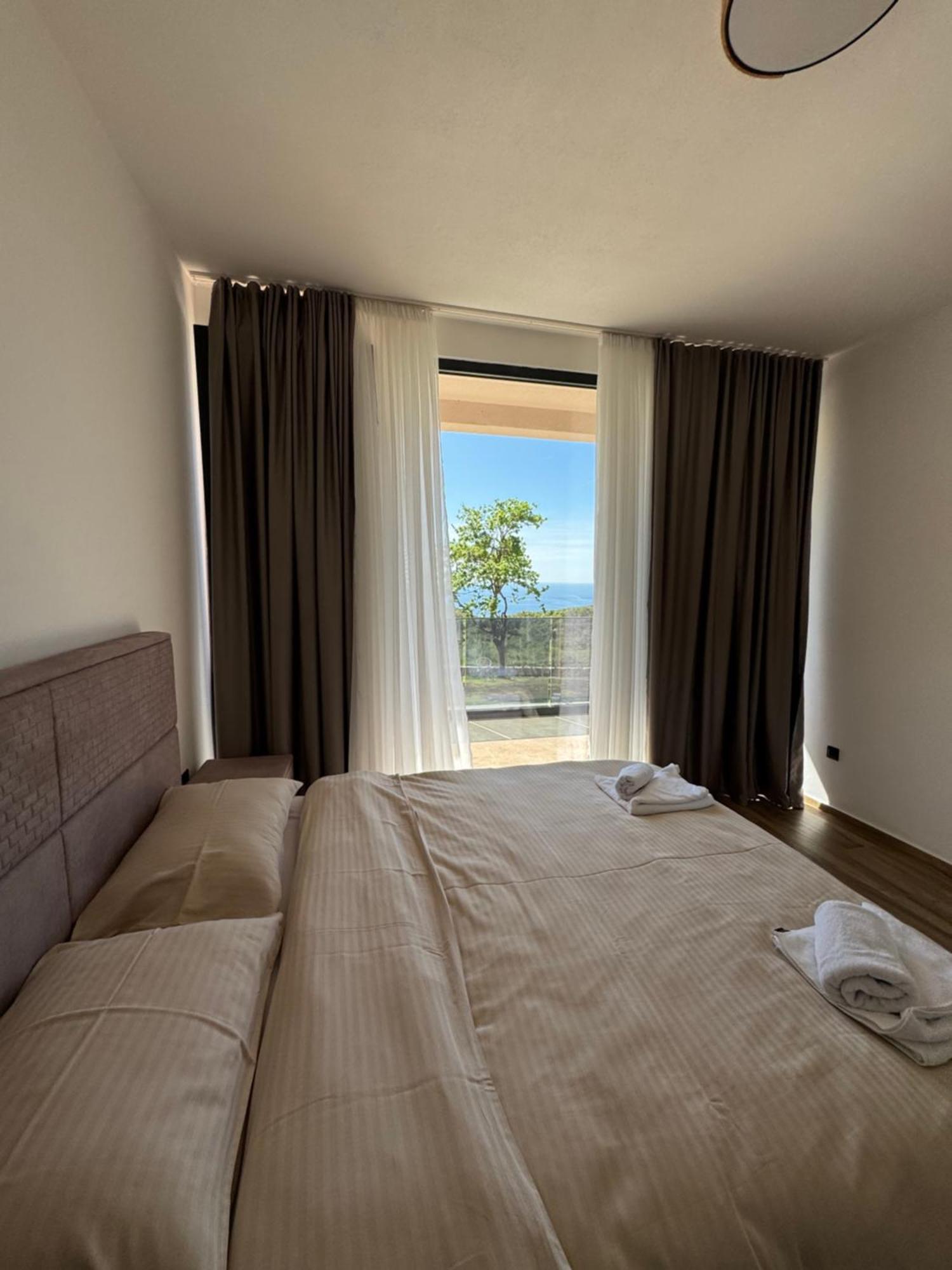 Lucesole Villa *