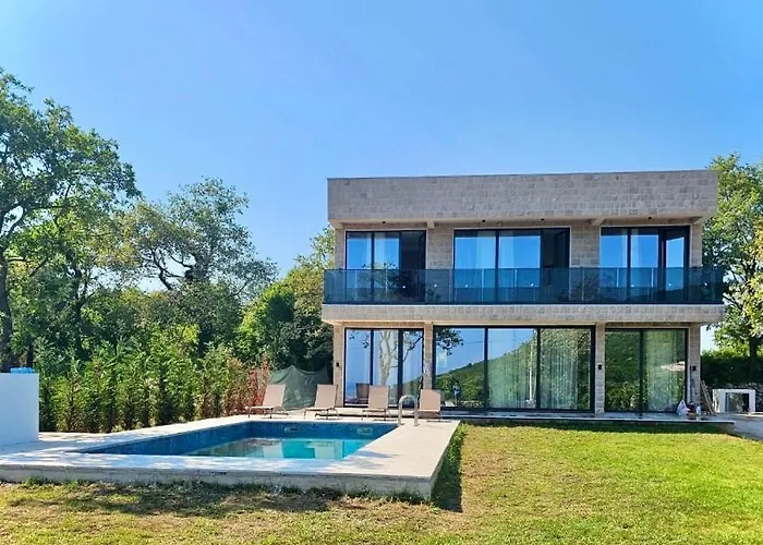 Villa Lucesole Budva