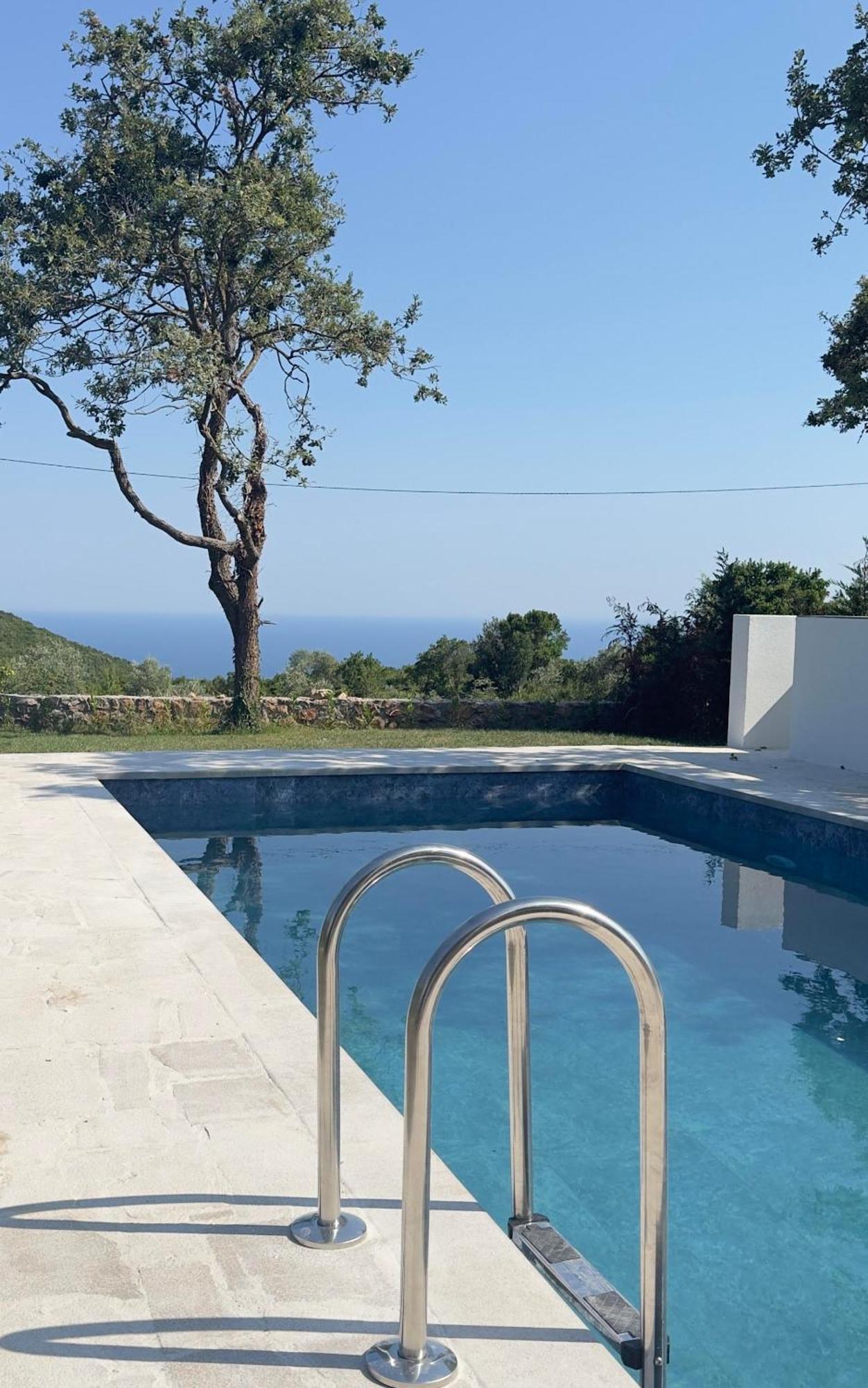 Lucesole Vila Budva